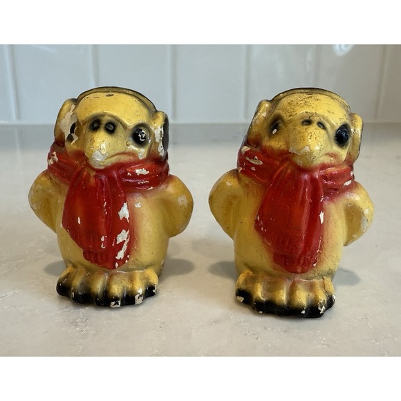 Vtg Penguins Yellow Birds Ear Muffs Scarves Salt and Pepper Shakers Made In USA - Picture 1 of 8
